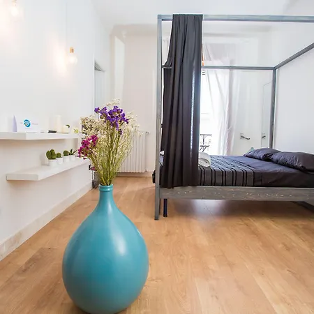 Bed and Breakfast Le Stanze Di Brando E Nico 3*