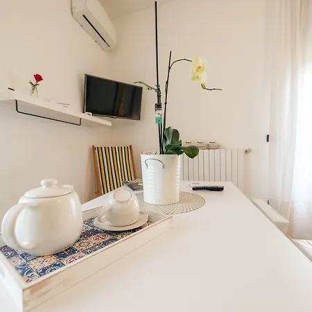 Le Stanze Di Brando E Nico Bed and Breakfast 3*