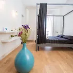 Bed and Breakfast Le Stanze Di Brando E Nico 4*